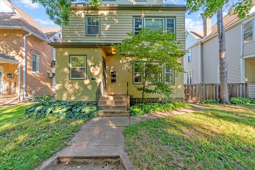 Primary Photo - 1519 Adams St NE