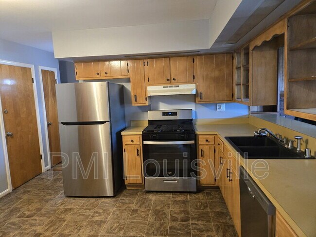 Building Photo - 9510 Gateway Dr