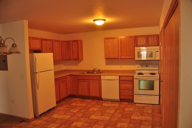 Building Photo - 2510 Trindal St