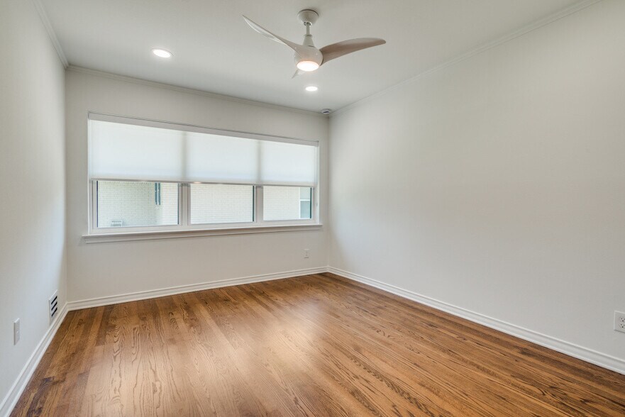 Building Photo - 4219 Briar Creek Ln