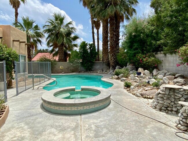 Building Photo - 28851 Avenida Diosa