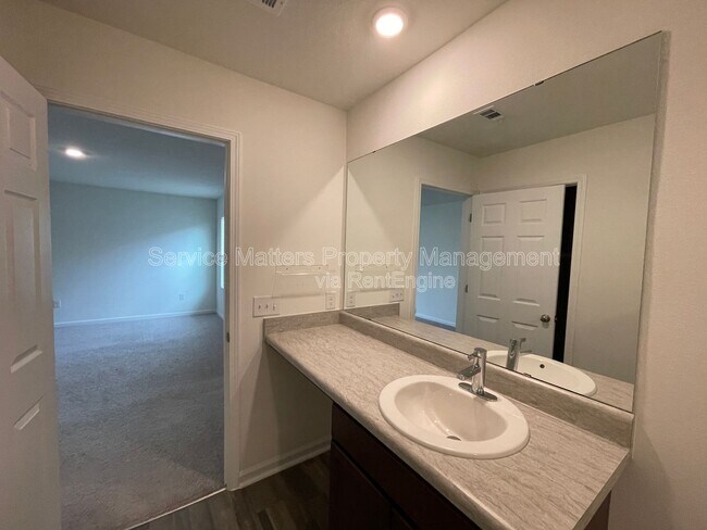 Building Photo - 4356 Jitterbug St