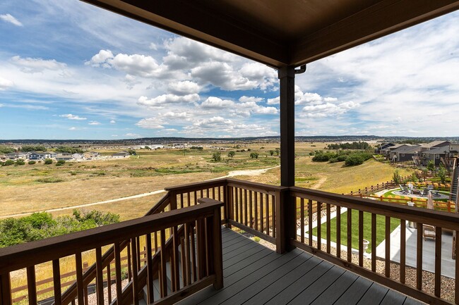 Building Photo - Single Family Home for Rent in Monument, CO