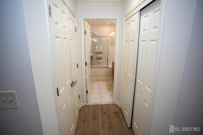 Building Photo - 124 Adamecs Way
