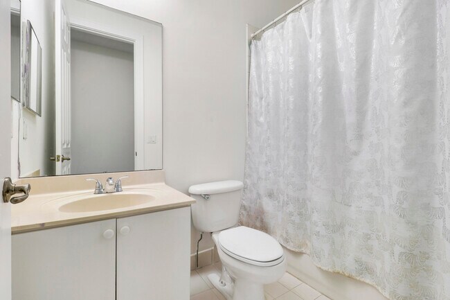 Building Photo - 5029 Forest Dale Dr
