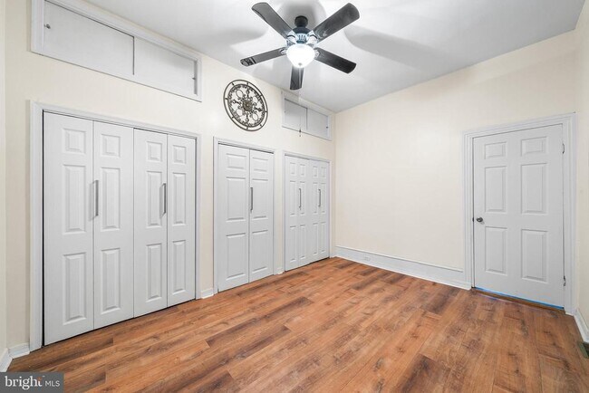 Building Photo - 1114 Snyder Ave