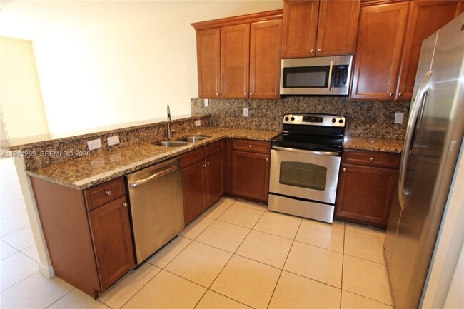 Building Photo - 8899 NW 98th Ave