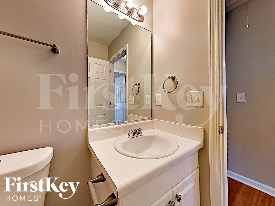 Building Photo - 2109 Cumberland Creek Trail SW