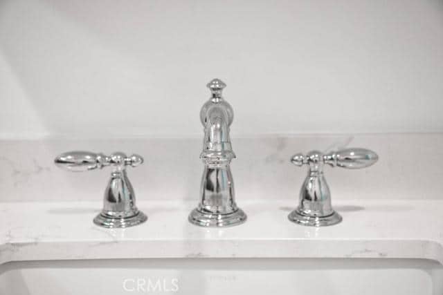 Building Photo - 547 N Olive St