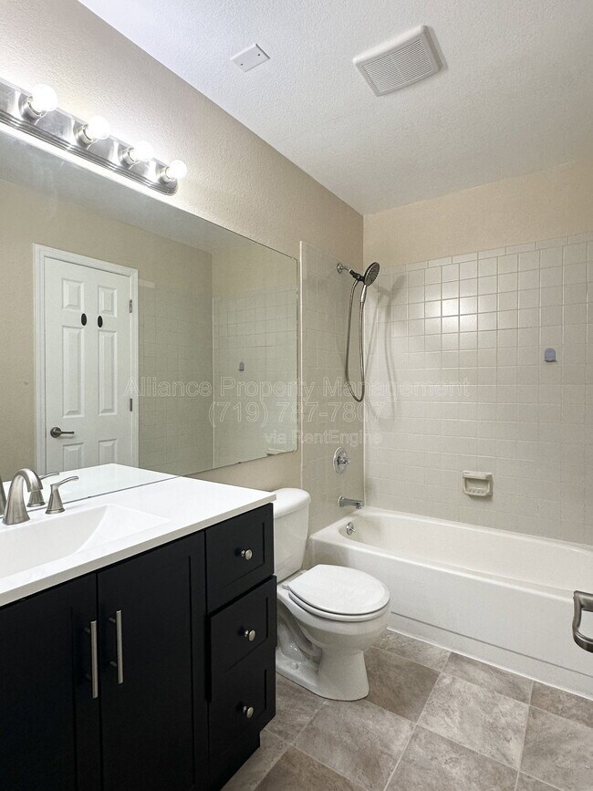 Building Photo - 2486 Astrozon Cir