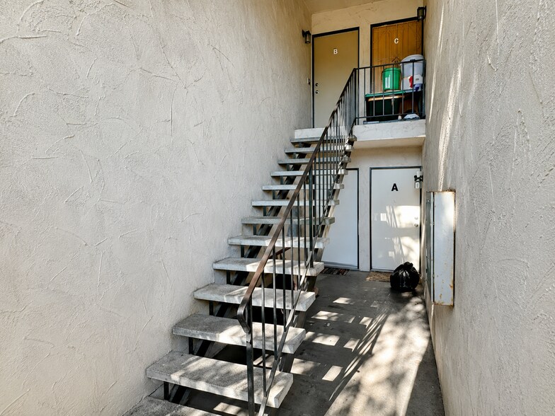 Building Photo - 1271 Murray Ave