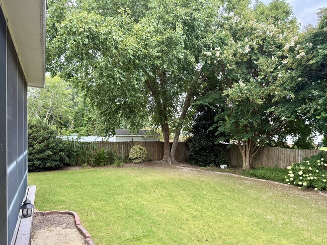 Building Photo - 3721 Stillwood Dr