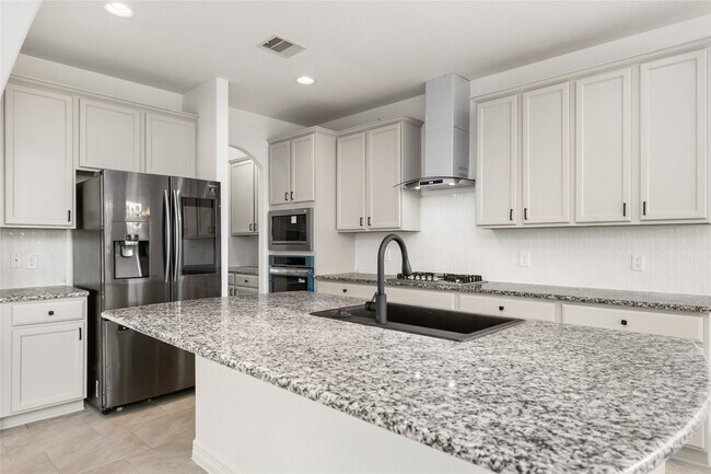 Building Photo - 2923 Golden Honey Ln