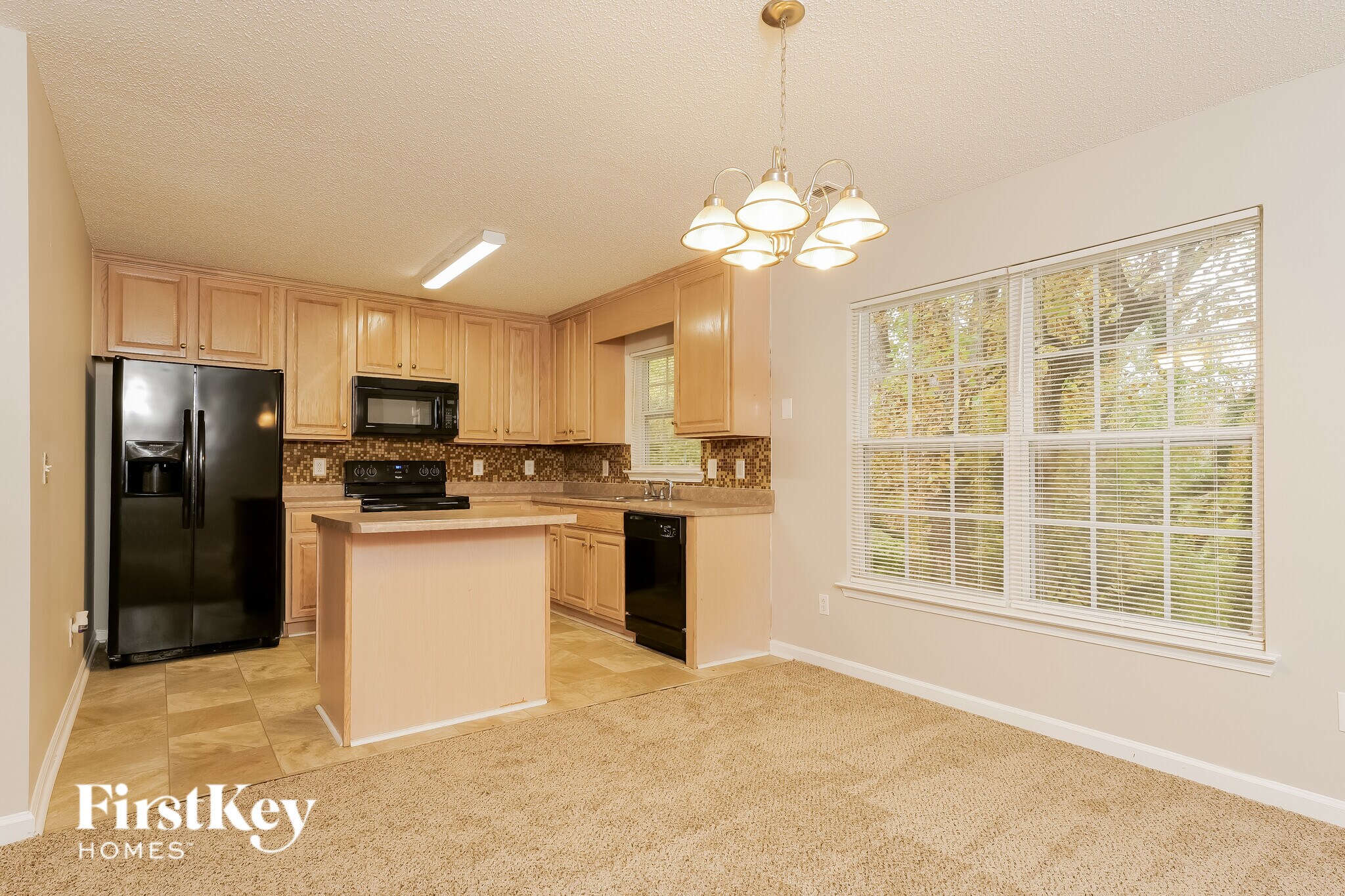 Building Photo - 3975 Leinbach Dr