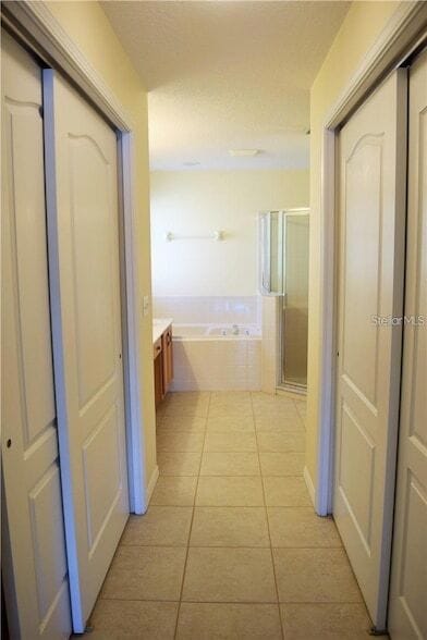 Building Photo - 29530 Waggle Dr