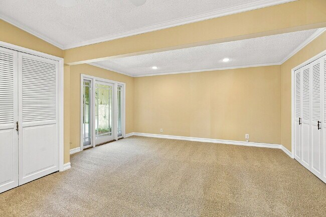 Building Photo - Coveted and Spacious Rossmoor 3-bed/2-bath Home with Expansive Entertainer’s Backyard