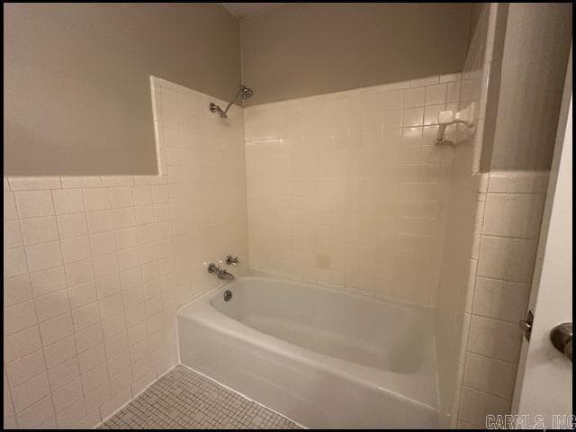 Building Photo - 604 Springwood Dr