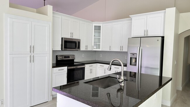 Building Photo - 19010 SW 10th St