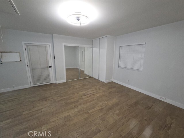 Building Photo - 3049 Mulberry St