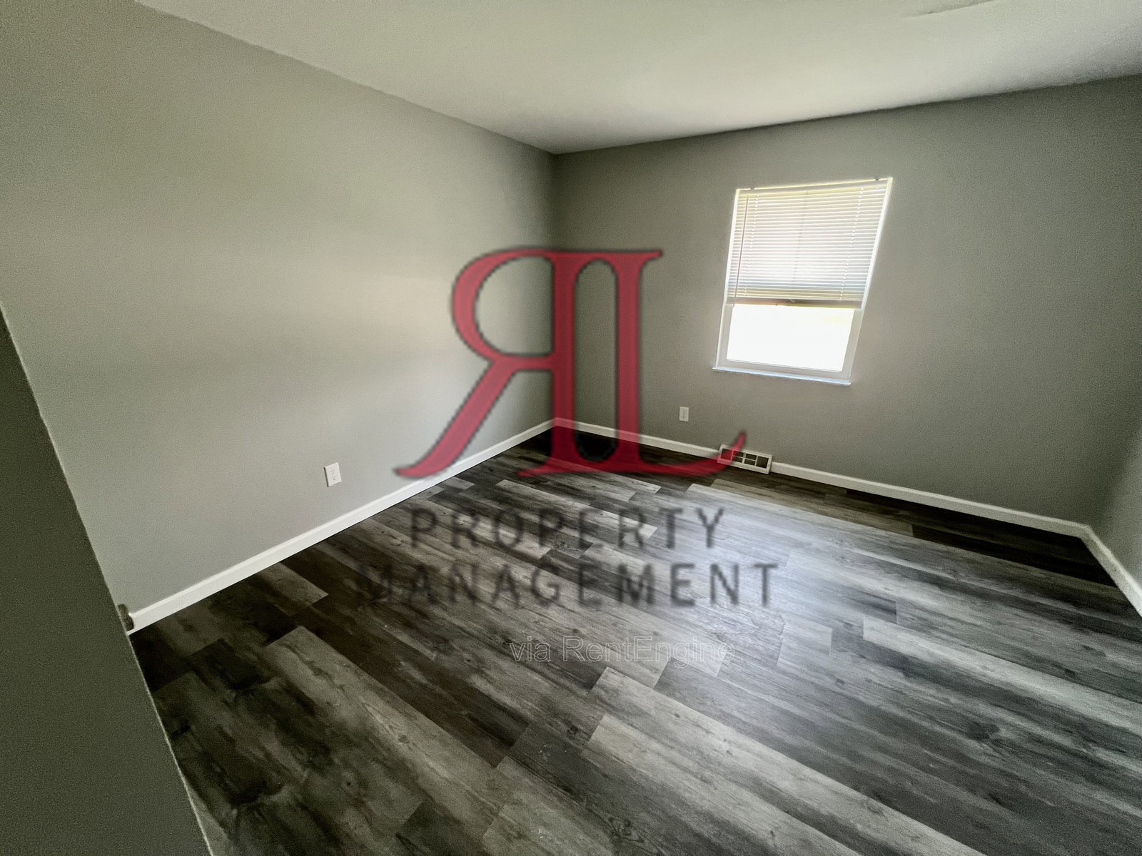 Building Photo - 2980 Reis Ave