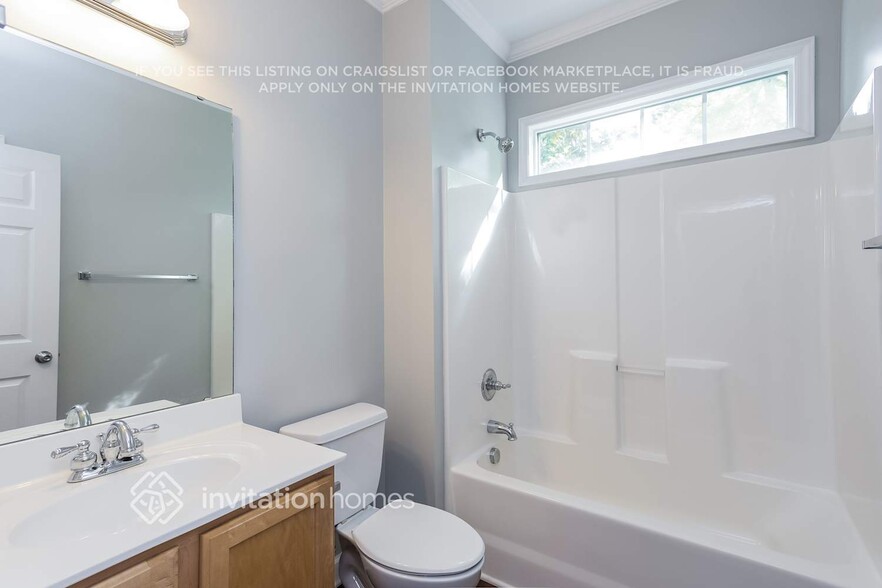 Building Photo - 223 Loblolly Dr