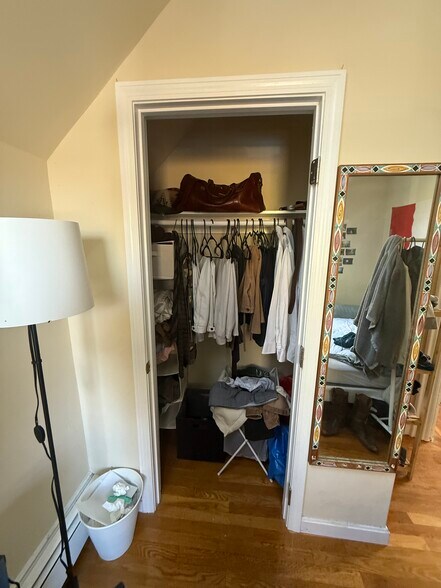 Building Photo - 36 Pratt St