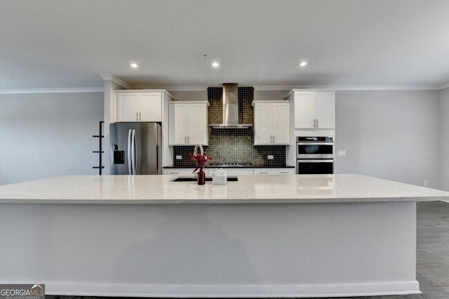 Building Photo - 2083 Holtz Ln