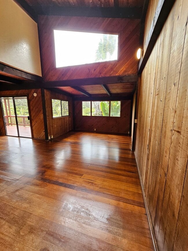 Building Photo - Beautiful Houses Located in Volcano