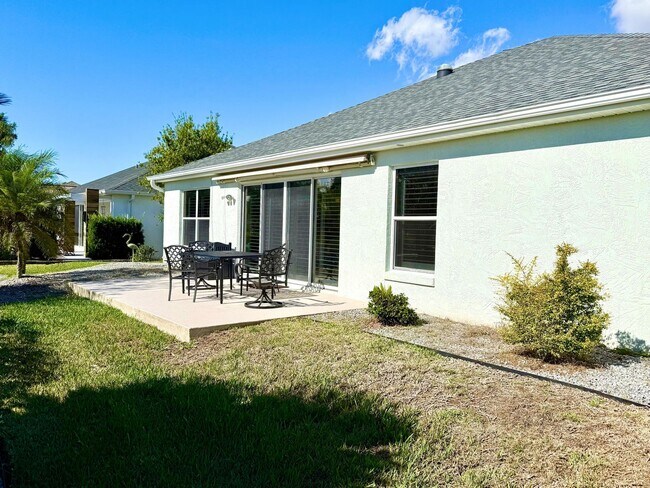 Building Photo - Live The Villages life: 3Bedrooms/2Baths furnished home with all the premier recreation access!