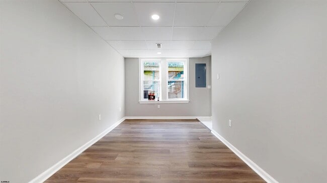 Building Photo - 722 Pearl Pl