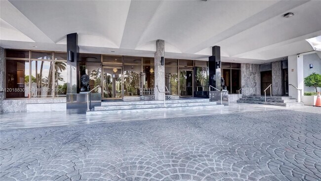 Building Photo - 5401 Collins Ave