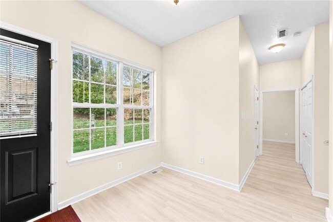 Building Photo - 3451 Leisure Ln