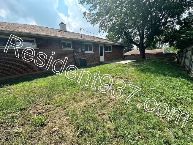 Building Photo - 3 Bed 2 Bath Home In Huber