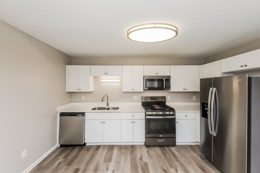 Building Photo - 6953 Cave Springs Rd