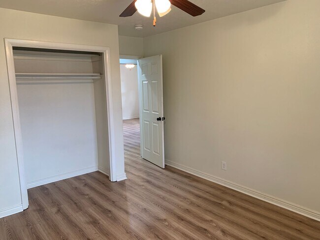 Building Photo - 1026 N 1100 W