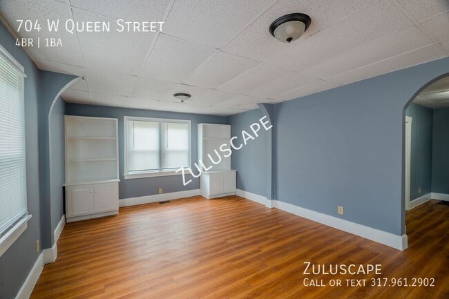 Building Photo - 2 months Free Months Rent!.....704 W. Quee...