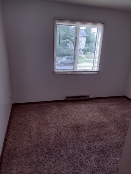 Building Photo - 303 Talmadge St
