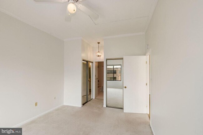 Building Photo - 2111 Wisconsin Ave NW