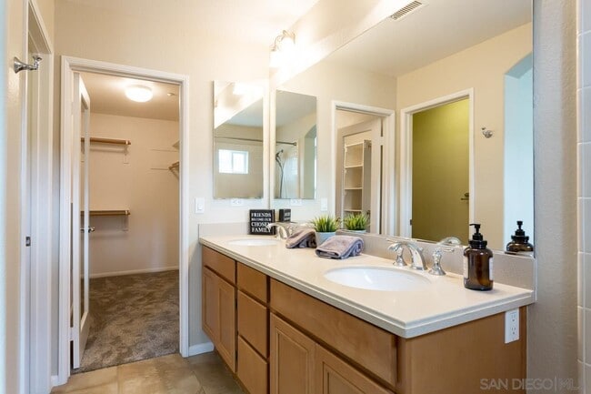 Building Photo - 16925 Vasquez Way