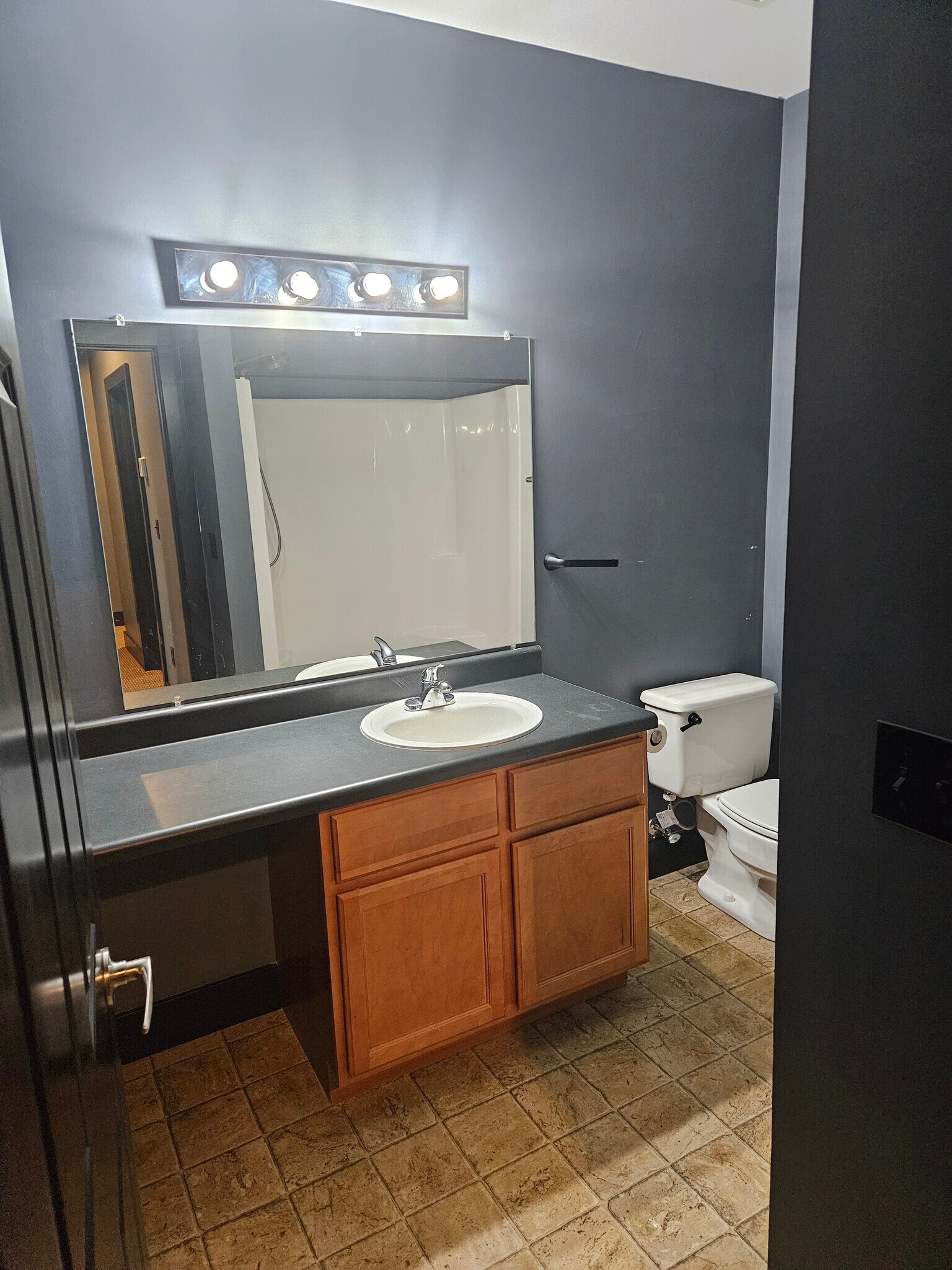 Building Photo - 329 S Washington Sq