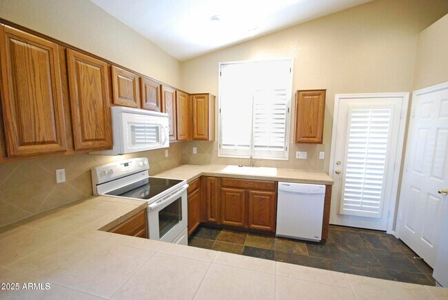 Building Photo - 3623 W Morse Ct