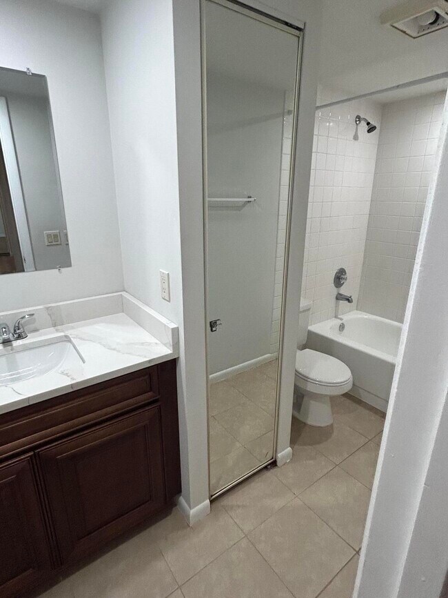 Building Photo - 5510 55th Way