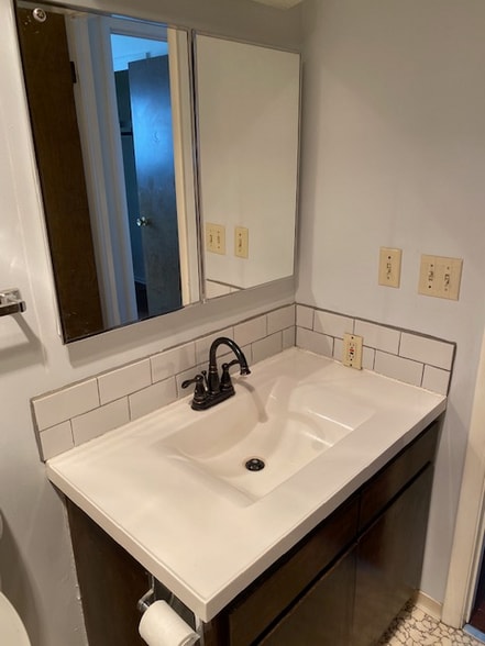 Building Photo - 20667 Antrim Dr