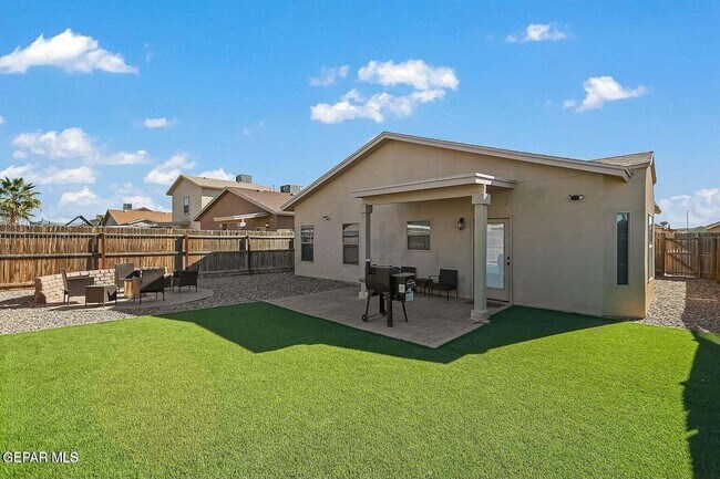 Building Photo - 14665 Ava Leigh