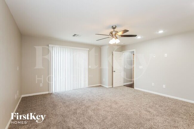 Building Photo - 6715 Sugarbird Ct