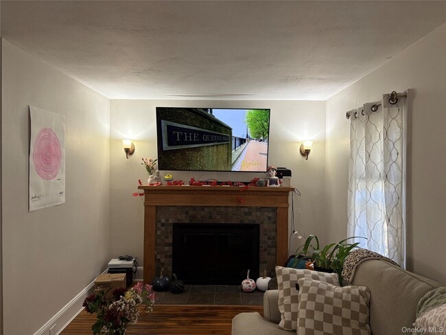 Building Photo - 45 Central Pkwy