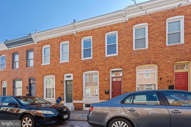 Building Photo - 21 S Decker Ave