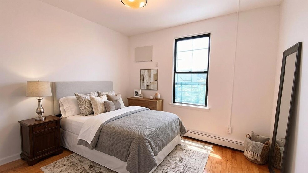 Building Photo - 259 Griffith St