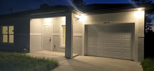 Building Photo - Brand New, 2/2/1 Single Family Home-Great ...