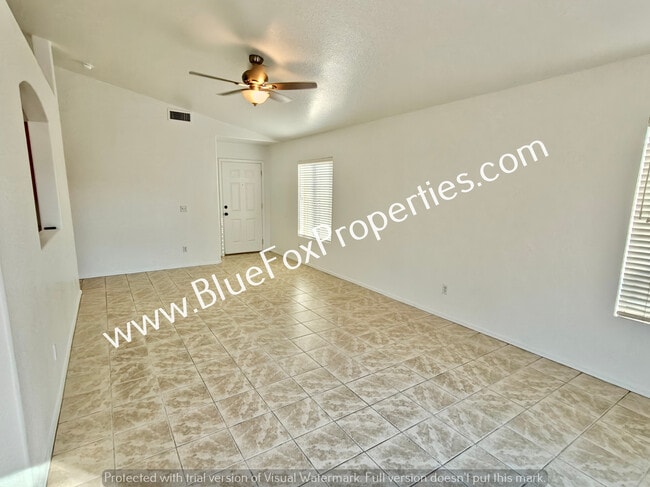 Building Photo - 7939 W Mural Hill Dr